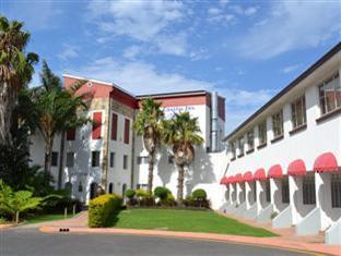 Riviera Hotel Mossel Bay Extérieur photo